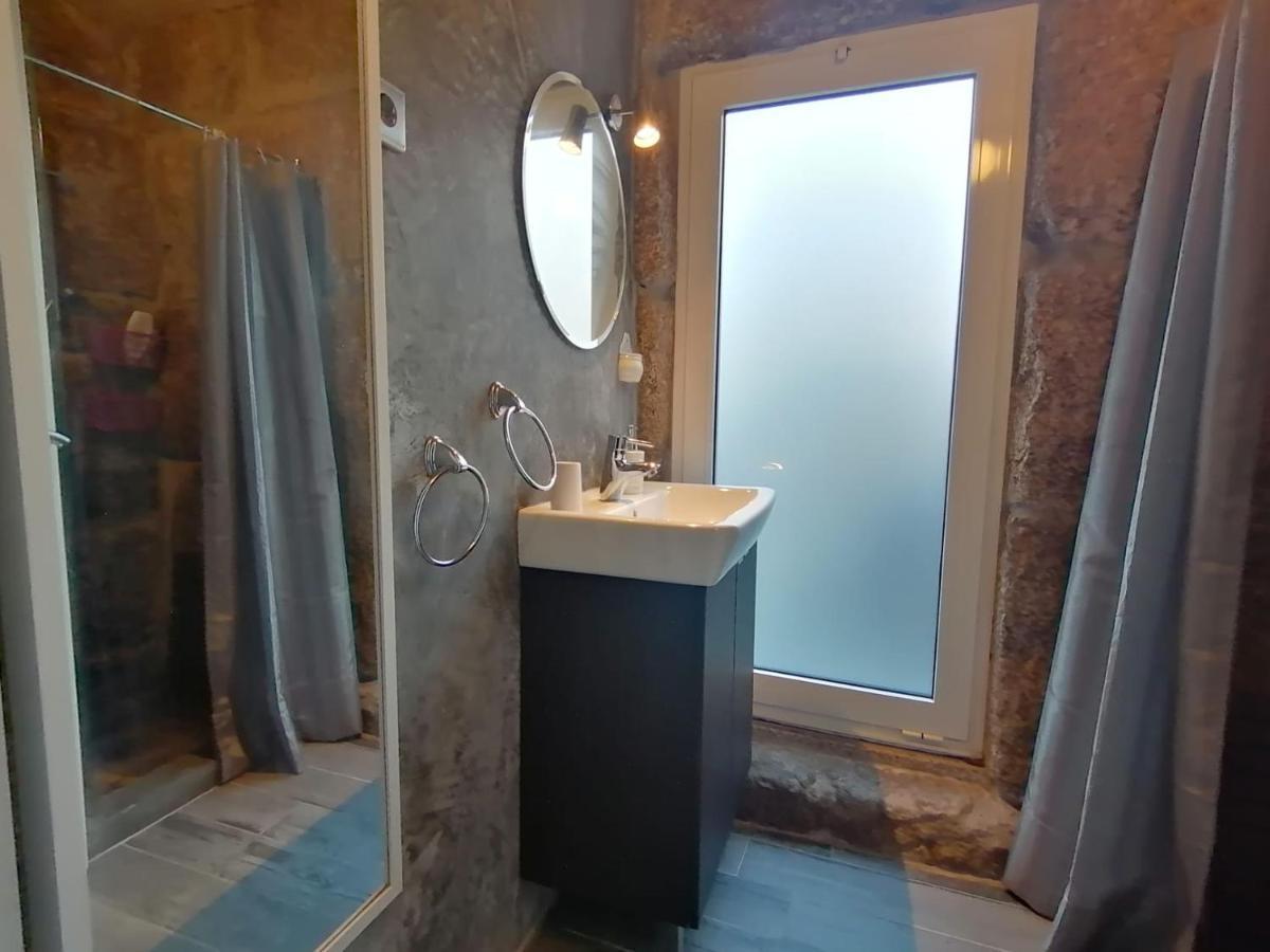 "Bouca Drigues" Casa Antiga De Pedra Com Piscina E Vista Rio Villa อามารังติ ภายนอก รูปภาพ