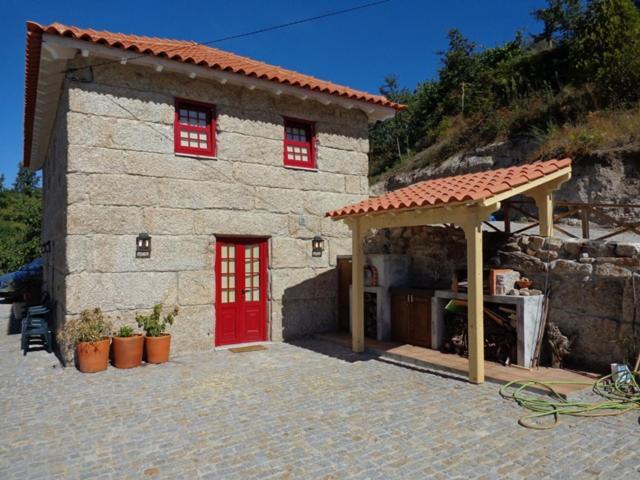 "Bouca Drigues" Casa Antiga De Pedra Com Piscina E Vista Rio Villa อามารังติ ภายนอก รูปภาพ